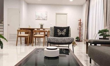 À louer 4 chambres maison à Bang Phli, Samut Prakan