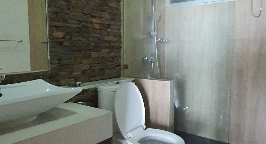 For rent 2 bedrooms condo in Bang Na, Bangkok