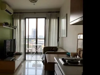À vendre studio condo à Bang Na, Bangkok