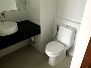 À vendre studio condo à Bang Na, Bangkok