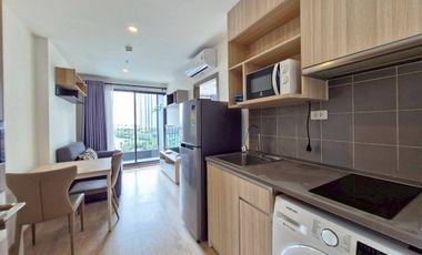 Condo en alquiler de 1 habitaciones en Bang Na, Bangkok