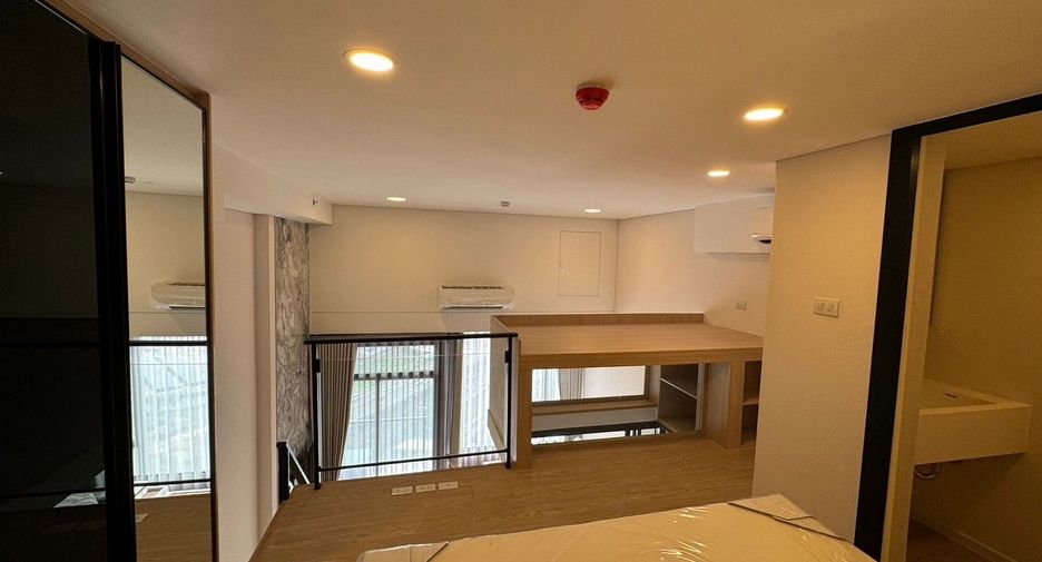Wohnung zur Miete mit 1 Zimmer in Huai Khwang, Bangkok
