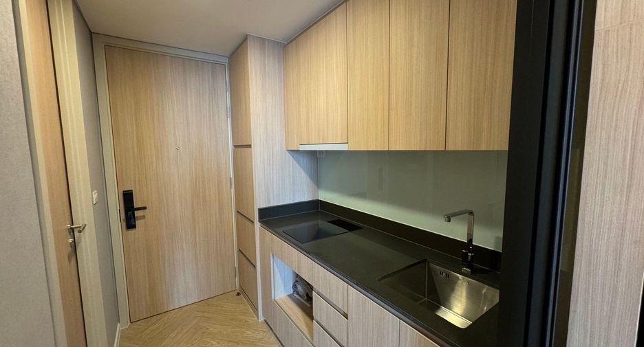 Wohnung zur Miete mit 1 Zimmer in Huai Khwang, Bangkok