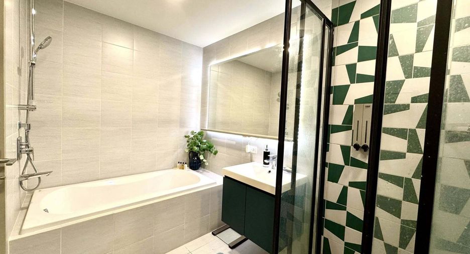 Condo en alquiler de 2 habitaciones en Khlong Toei, Bangkok