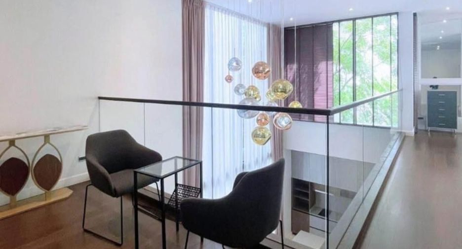 For rent 4 bedrooms house in Bang Kapi, Bangkok