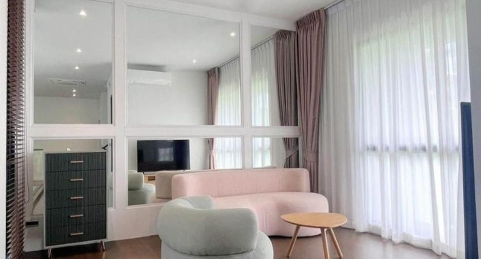 For rent 4 bedrooms house in Bang Kapi, Bangkok