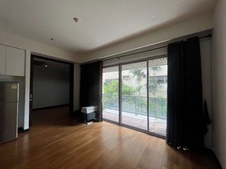 For sale 2 bedrooms condo in Yan Nawa, Bangkok
