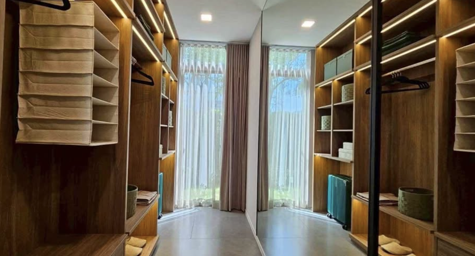 Haus zur Miete mit 3 Zimmer in Saphan Sung, Bangkok