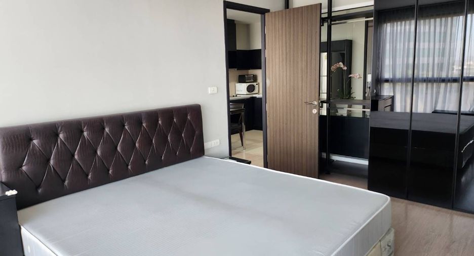 For sale 1 bed condo in Khlong Toei, Bangkok