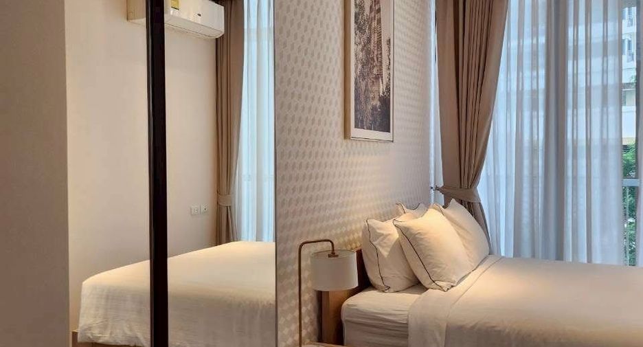 For rent 2 bedrooms condo in Khlong Toei, Bangkok