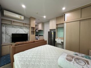 For rent 1 bed condo in Huai Khwang, Bangkok