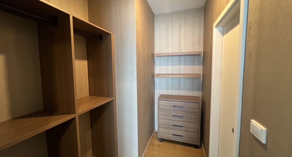 For rent 1 bed condo in Khlong San, Bangkok