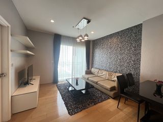 À louer 1 chambre condo à Khlong San, Bangkok