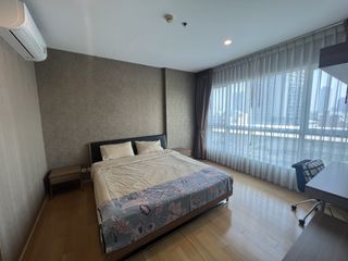 À louer 1 chambre condo à Khlong San, Bangkok