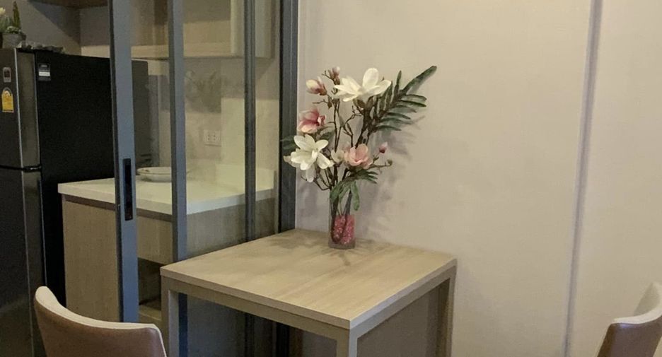 For rent 1 bed condo in Watthana, Bangkok
