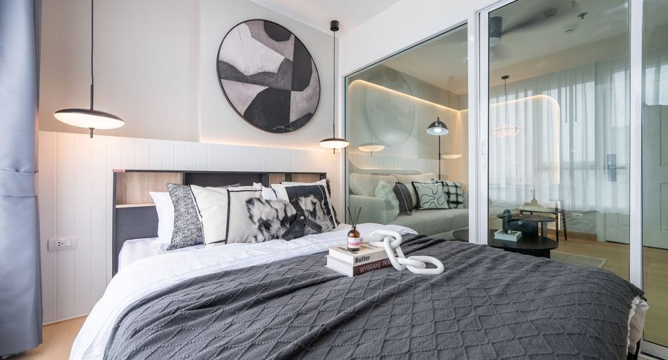 For sale studio condo in Phra Khanong, Bangkok