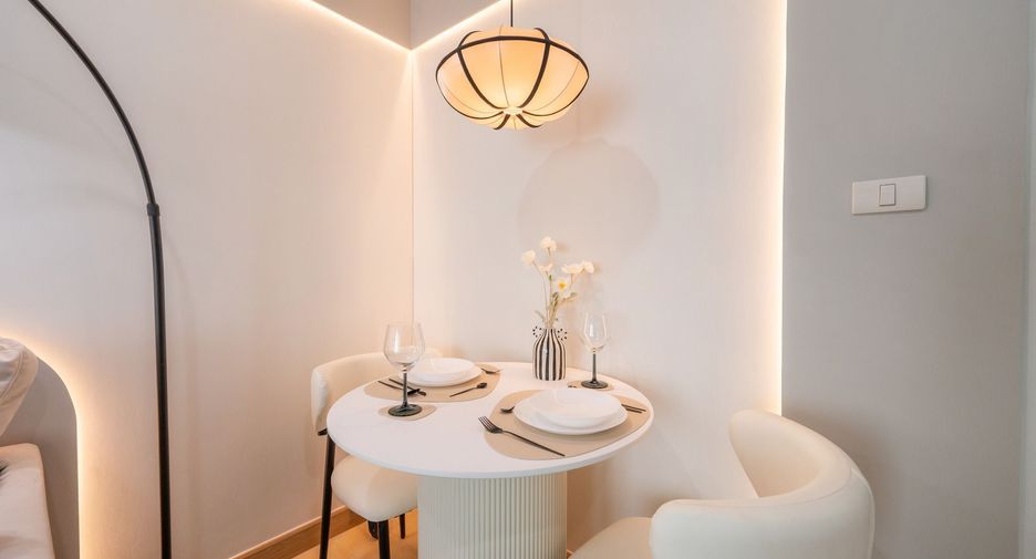 For sale studio condo in Phra Khanong, Bangkok