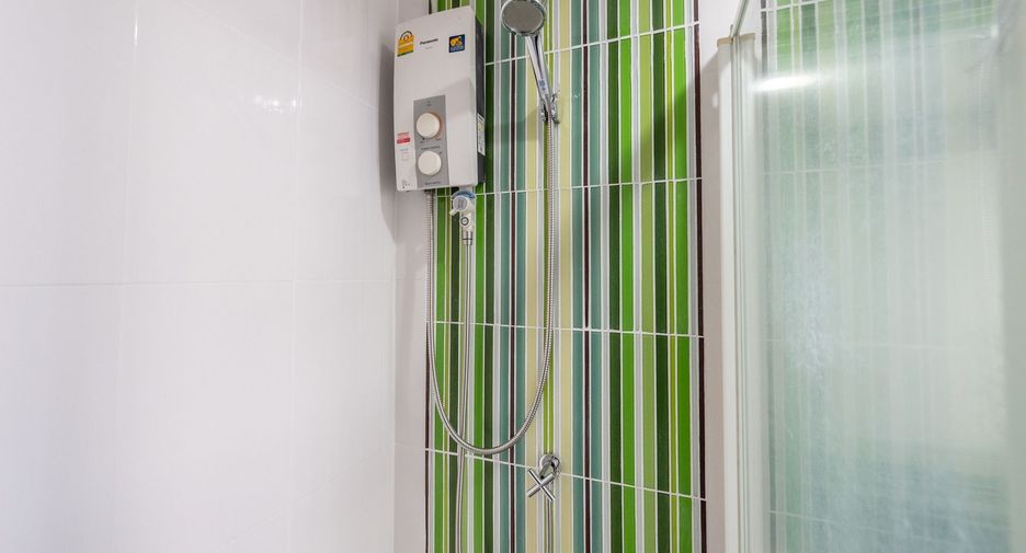 For sale studio condo in Phra Khanong, Bangkok