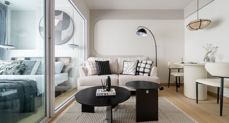 For sale studio condo in Phra Khanong, Bangkok