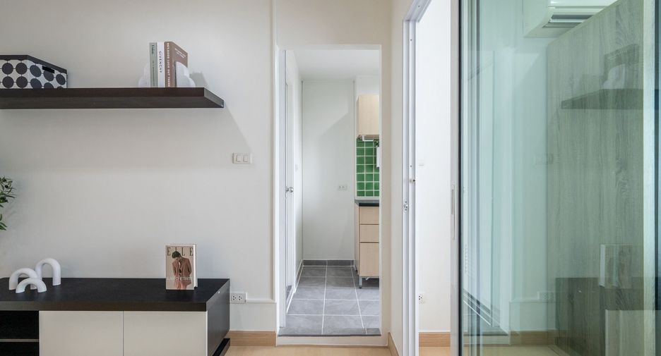 For sale studio condo in Phra Khanong, Bangkok