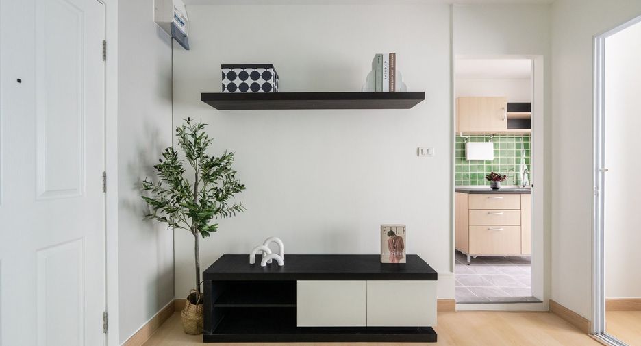 For sale studio condo in Phra Khanong, Bangkok