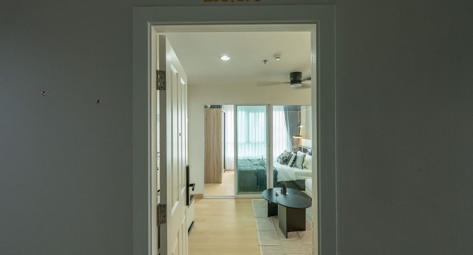 For sale studio condo in Phra Khanong, Bangkok
