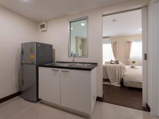 Продажа 1 кровать кондо в Пхра Кханонг, Бангкок