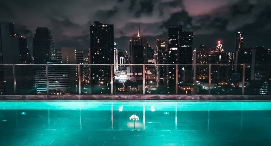 For rent 2 ベッドルーム condo in Watthana, Bangkok