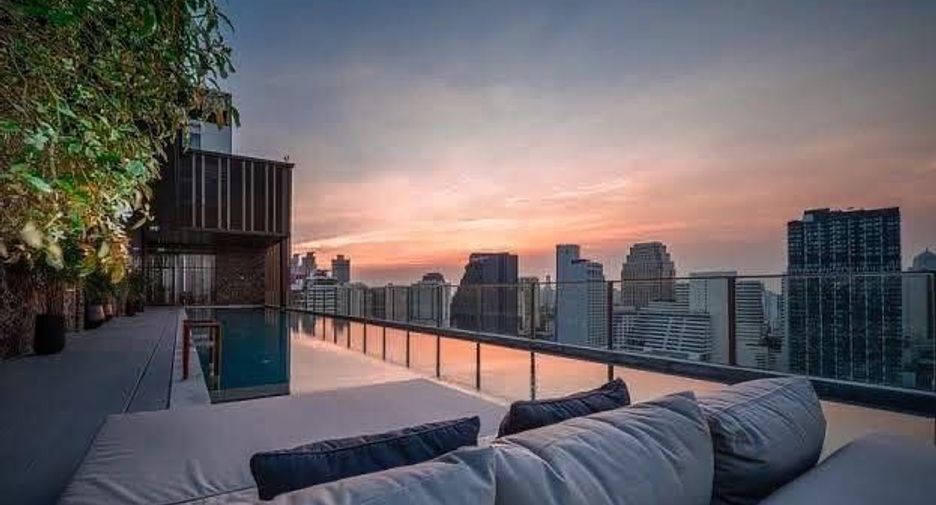 For rent 2 ベッドルーム condo in Watthana, Bangkok