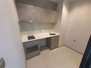 Wohnung zum Kauf mit 1 Zimmer in Huai Khwang, Bangkok