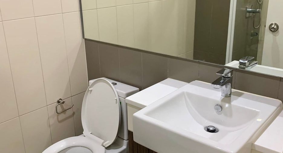 Аренда 1 кровать кондо в Хуаи Кхщанг, Бангкок