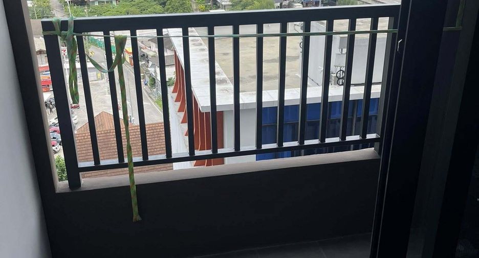 For rent 1 bed condo in Watthana, Bangkok