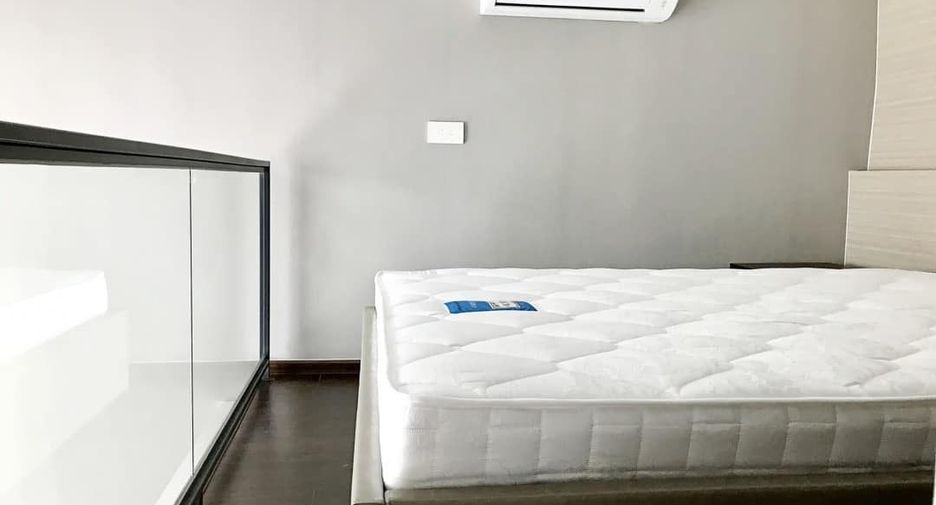 For rent 1 bed condo in Watthana, Bangkok
