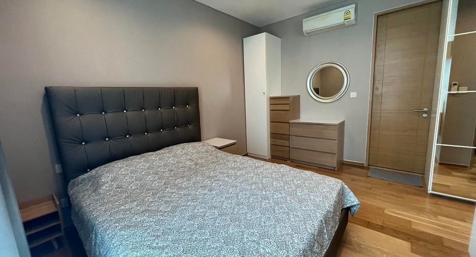 For rent 1 bed condo in Yan Nawa, Bangkok