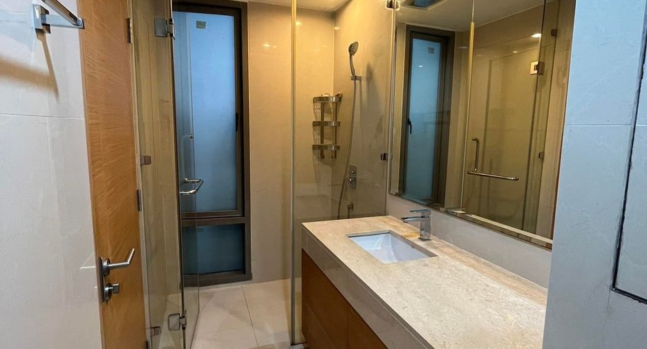 For rent 1 bed condo in Yan Nawa, Bangkok