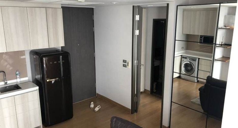 For rent 1 bed condo in Khlong Toei, Bangkok