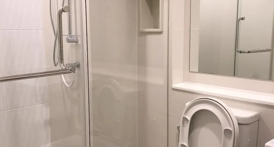 Wohnung zur Miete mit 1 Zimmer in Huai Khwang, Bangkok