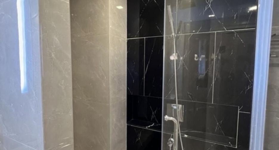 For rent 1 bed condo in Huai Khwang, Bangkok