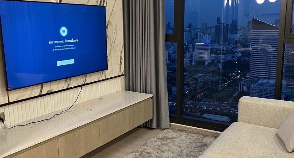 For rent 1 bed condo in Huai Khwang, Bangkok
