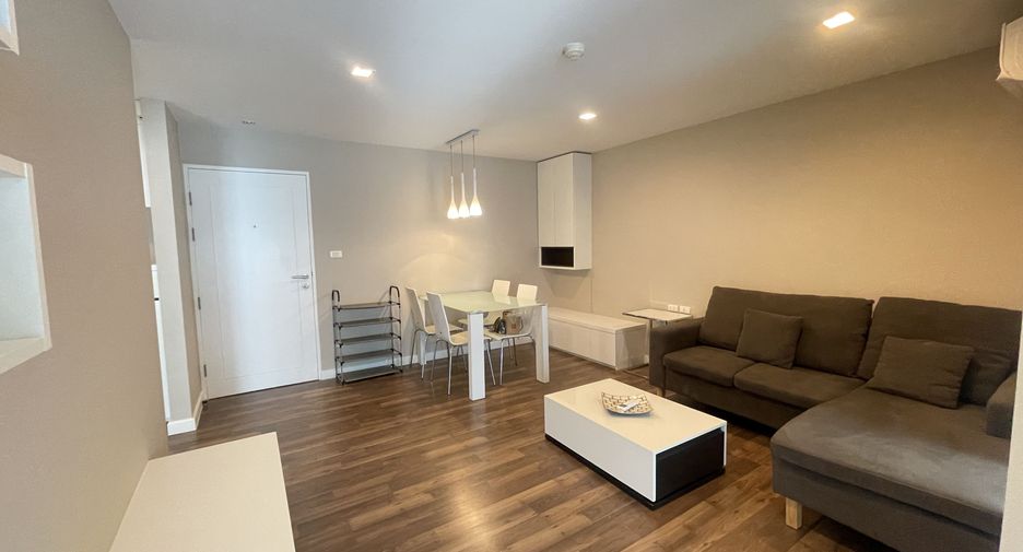 For sale 2 bedrooms condo in Phra Khanong, Bangkok