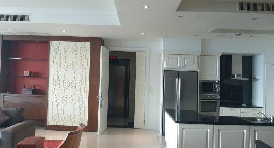 Wohnung zur Miete mit 4 Zimmer in Watthana, Bangkok