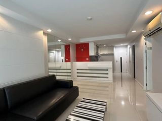 For sale 2 ベッドルーム condo in Din Daeng, Bangkok