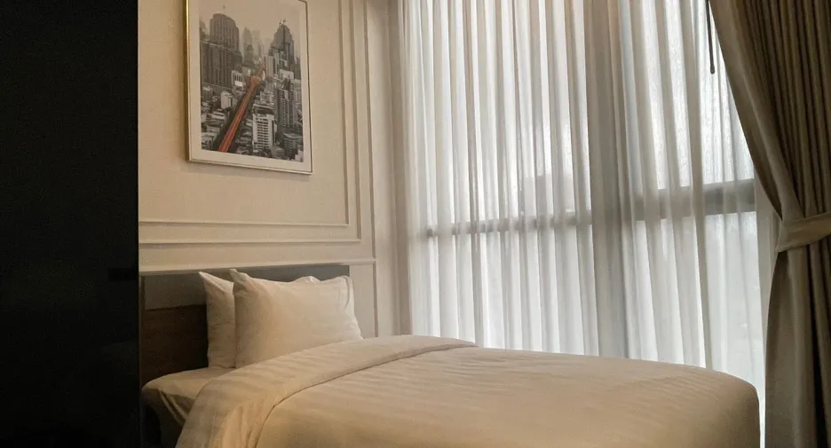 For rent 2 bedrooms apartment in Watthana, Bangkok