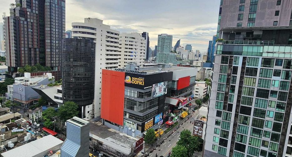 For rent 1 bed condo in Watthana, Bangkok