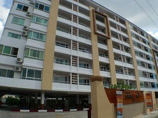 出售 1 卧室 公寓 在 Din Daeng, 曼谷