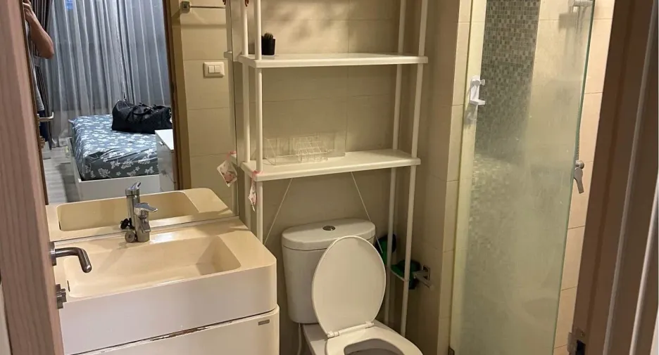 For rent 1 bed condo in Huai Khwang, Bangkok
