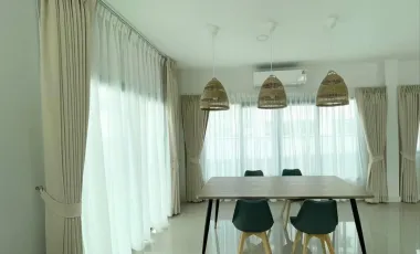 Casa en alquiler de 3 habitaciones en Bang Phli, Samut Prakan