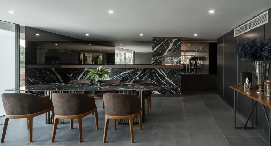 Condo en alquiler de 1 habitaciones en Khlong Toei, Bangkok
