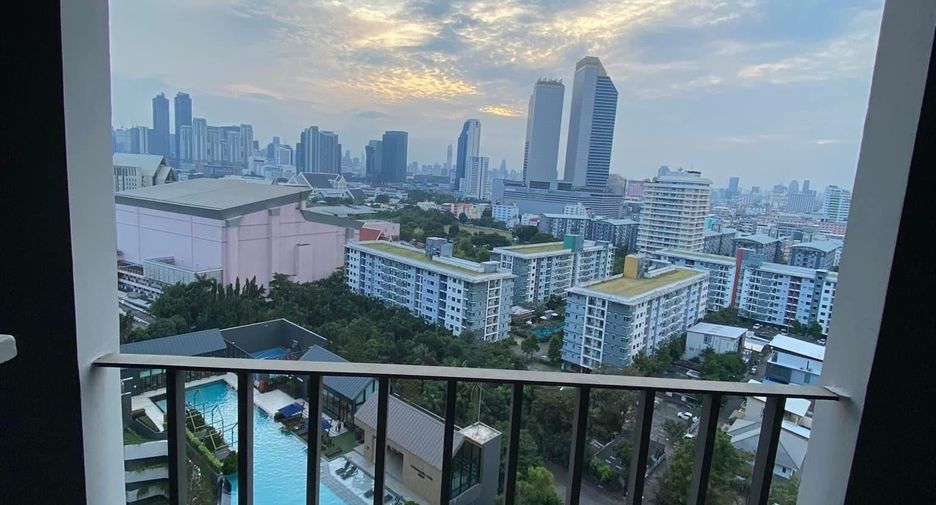 For sale 1 bed condo in Huai Khwang, Bangkok
