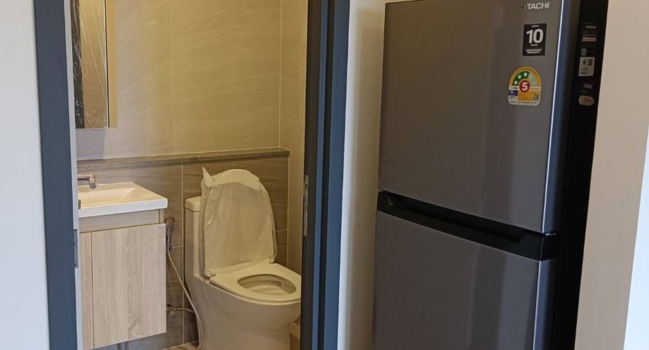 For rent 1 bed condo in Huai Khwang, Bangkok